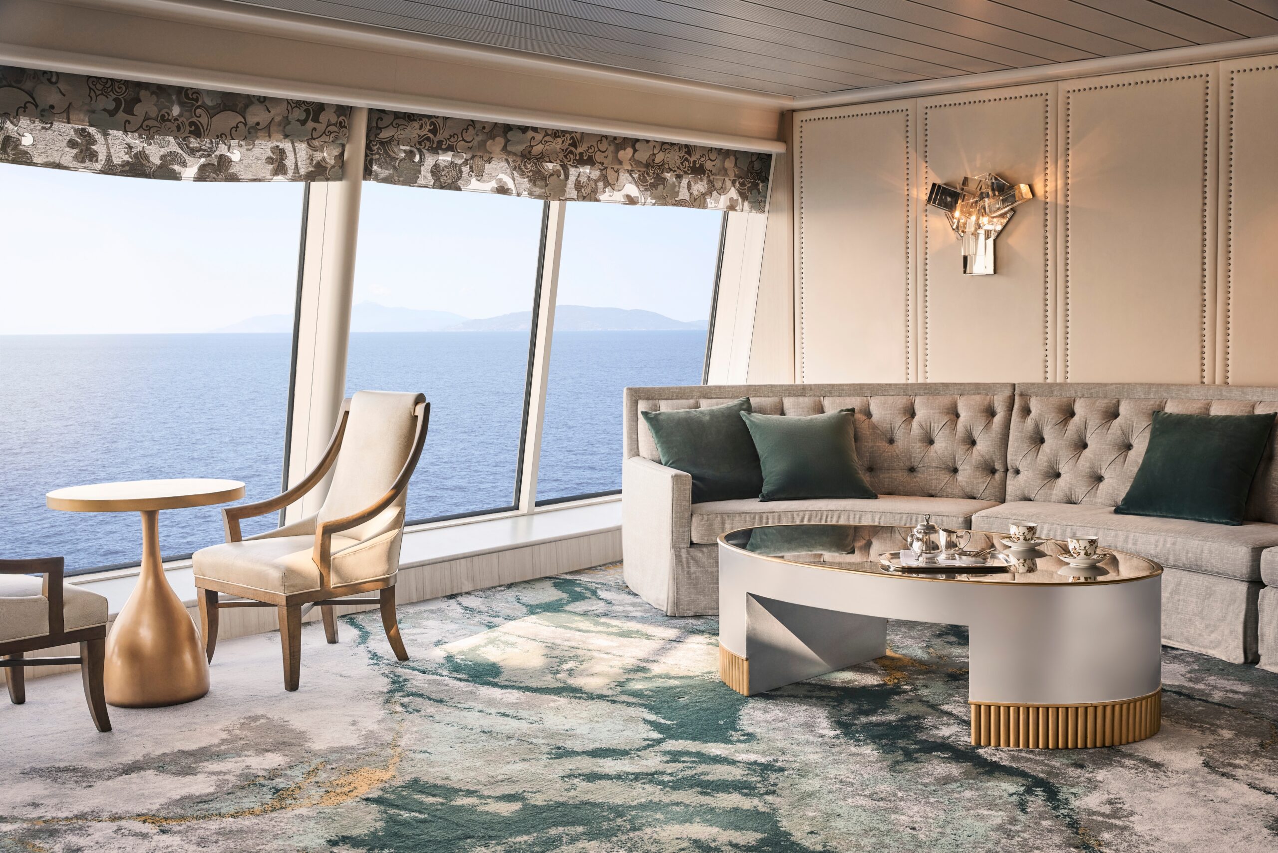230826_CRYSTAL_SYMPHONY_PALM COURT_450_300DPI_V1