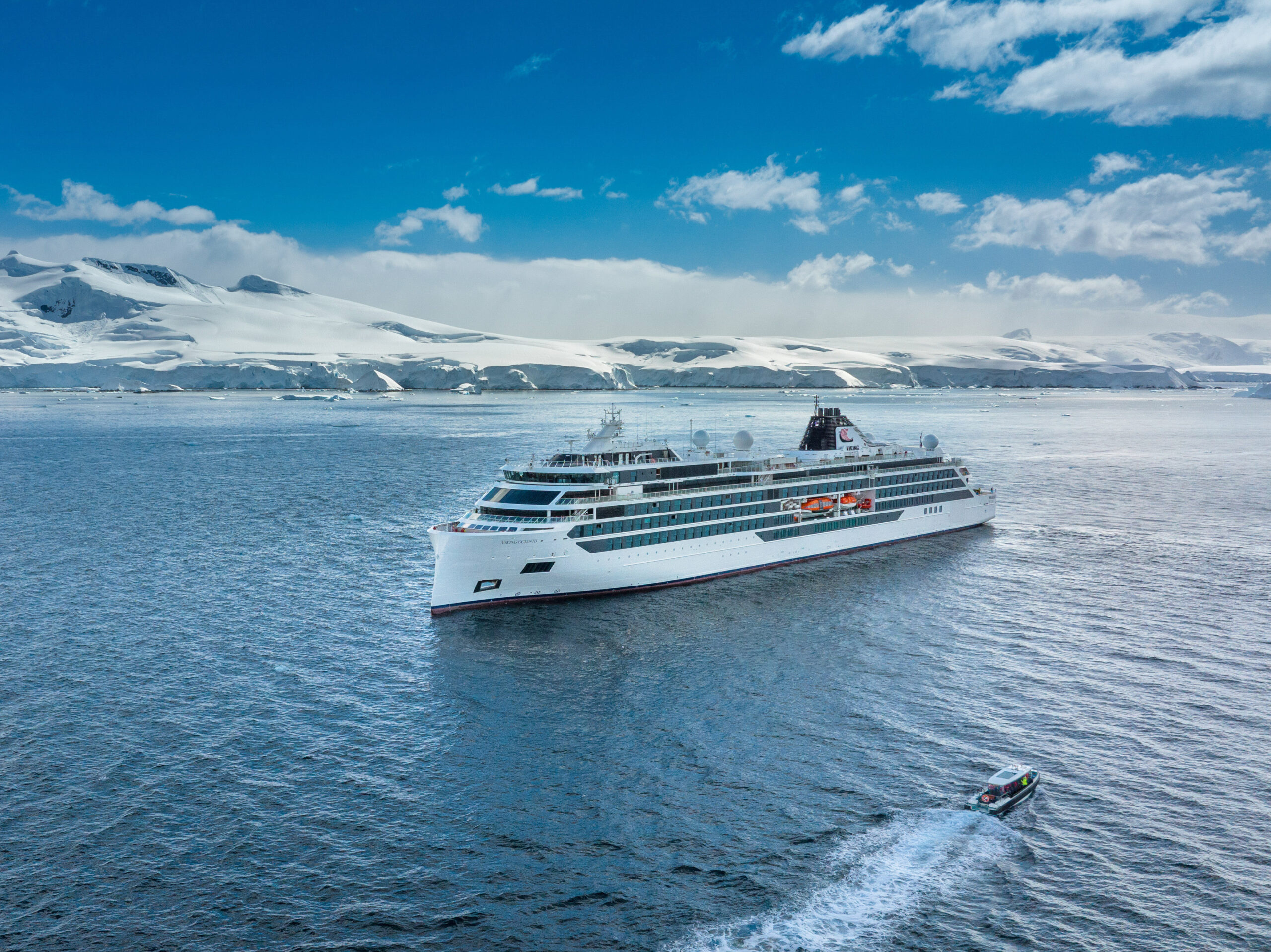 Expedition Ship - Antarctica_2026-05-08_10-24-43