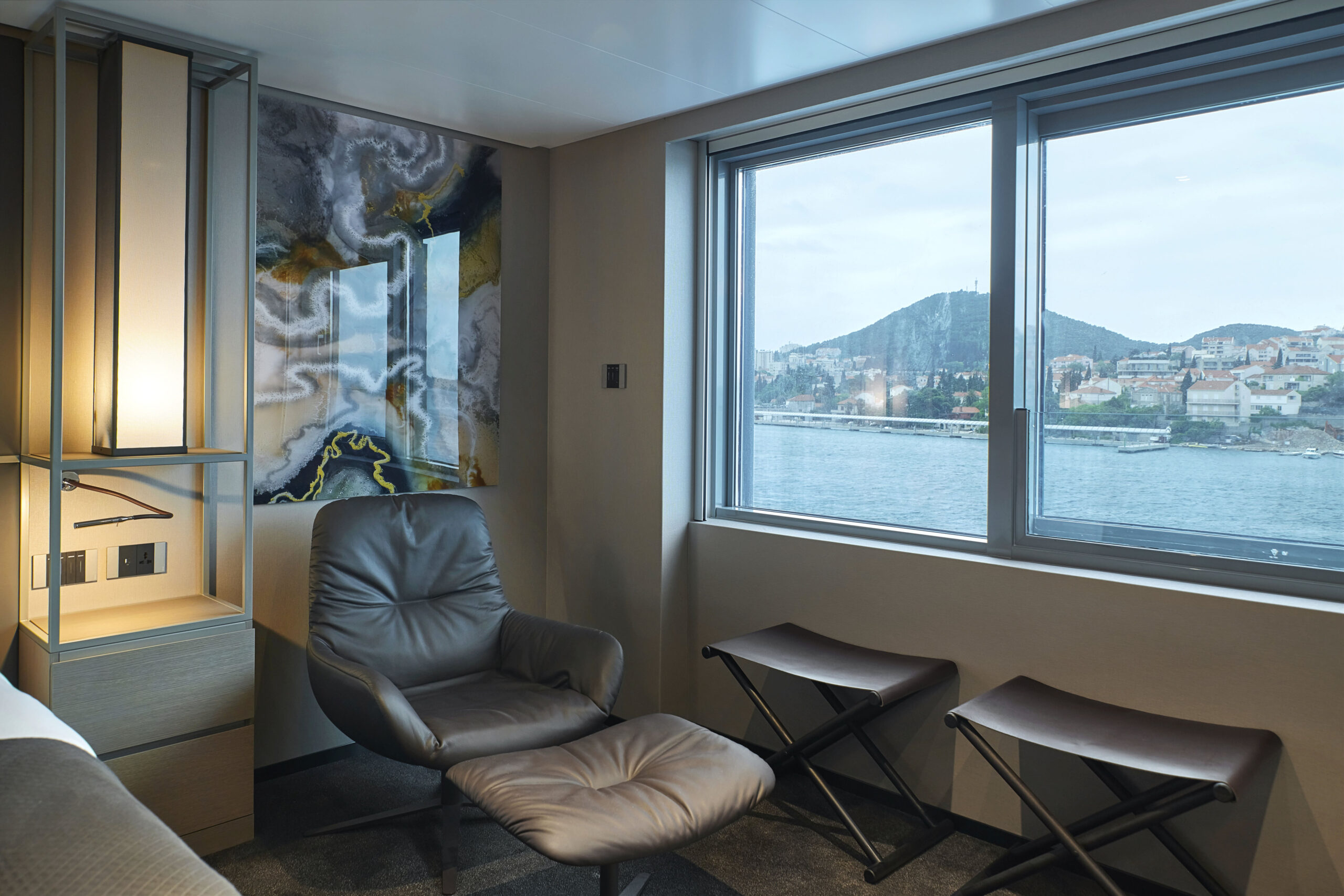 SE-Grand Panorama Suite_ Scenic Eclipse II-041