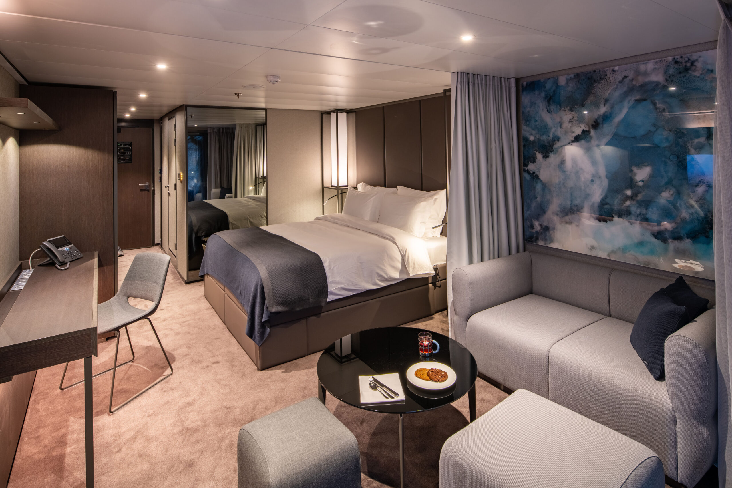 SE_Deluxe_Verandah_Suite_002