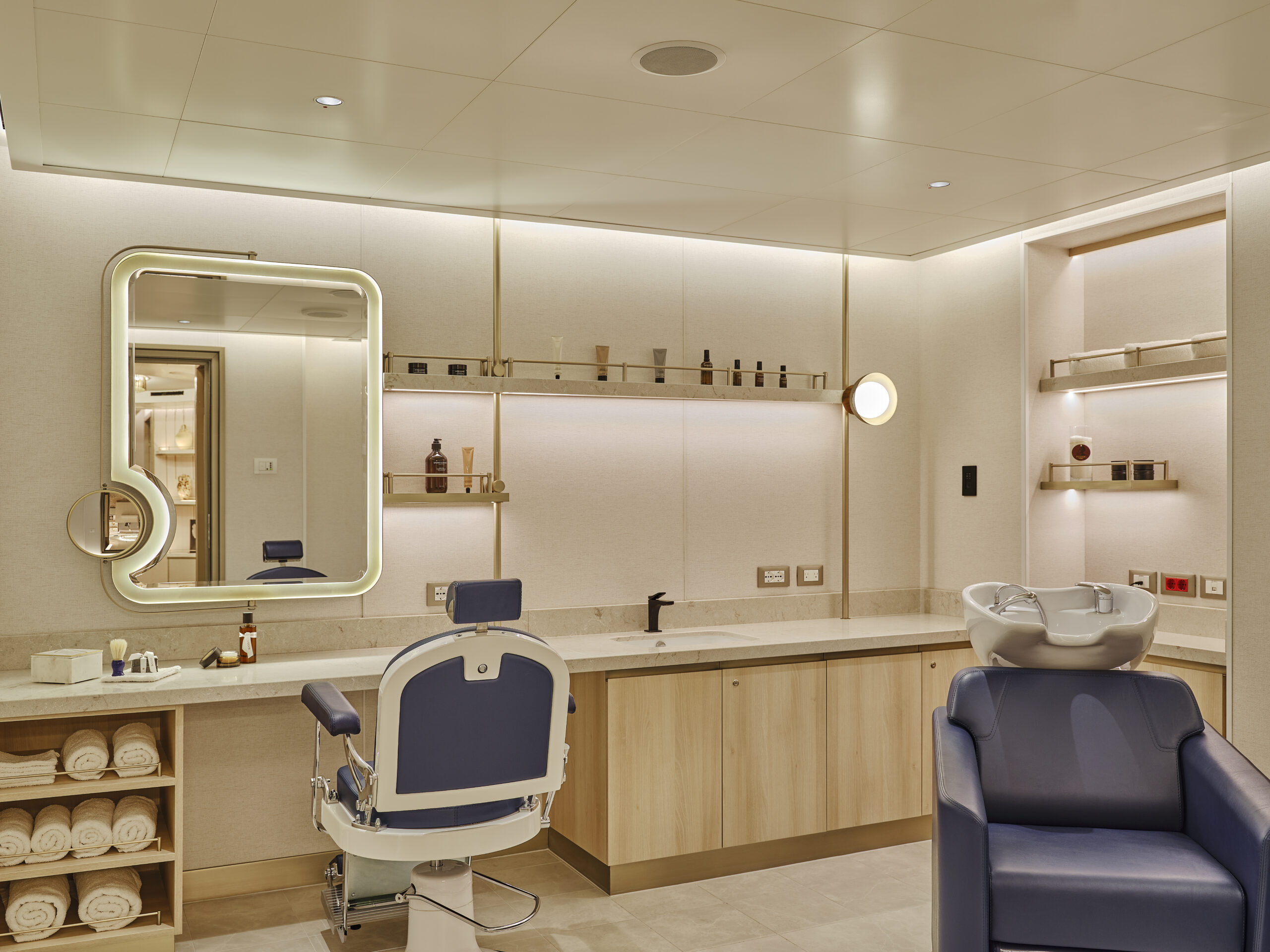 Spa, Otium, Silver Dawn.